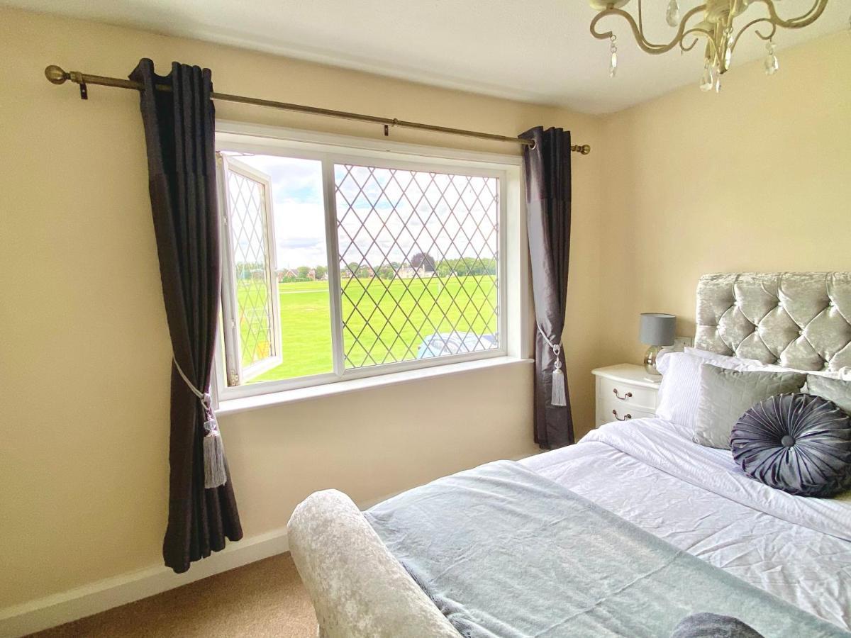 Cosy Cottage Great Bentley Near Station And Shops Exteriér fotografie