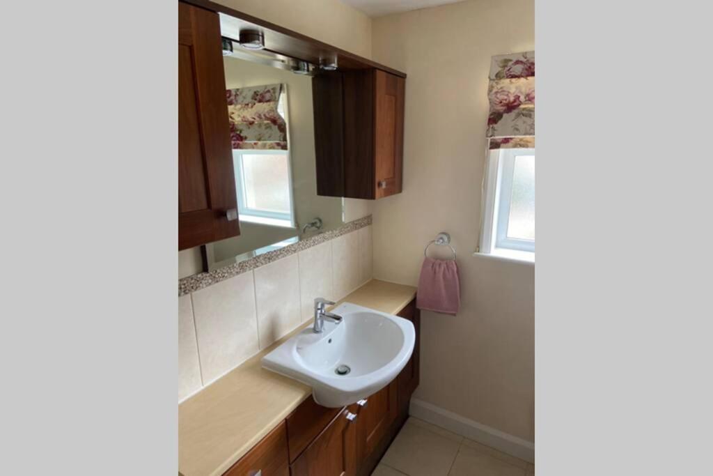 Cosy Cottage Great Bentley Near Station And Shops Exteriér fotografie